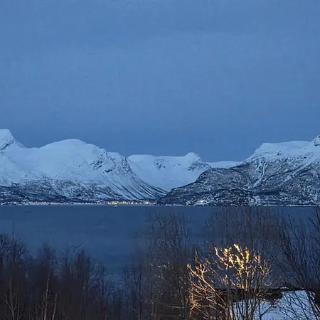 Apartment Lyngen Ski Apartment *